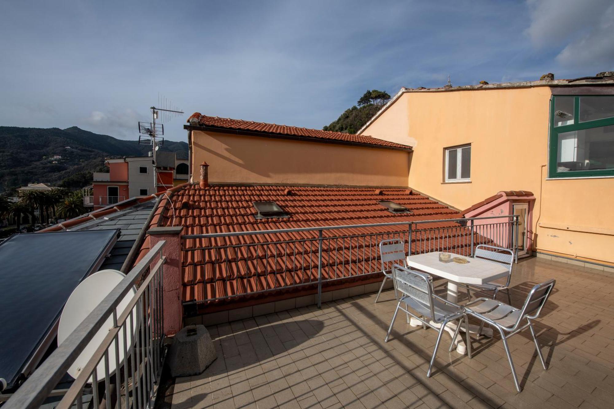 Appartamento 188B - Casa Di Nina Moneglia Con Terrazza - 2Min Dal Mare Esterno foto
